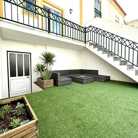 Baleal Happiness Surf House Vila Ferrel  Exterior foto